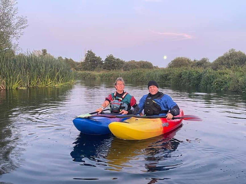 Hertfordshire: Canoe Hire - The Experience in Context