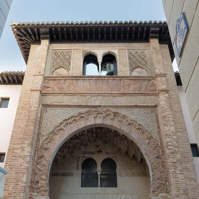 Highlights of Granada & Winetasting - The Architectural and Cultural Highlights