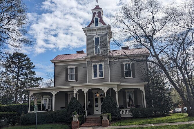 Historic Oakwood: History & Architecture Tour - Authentic Insights from Reviews