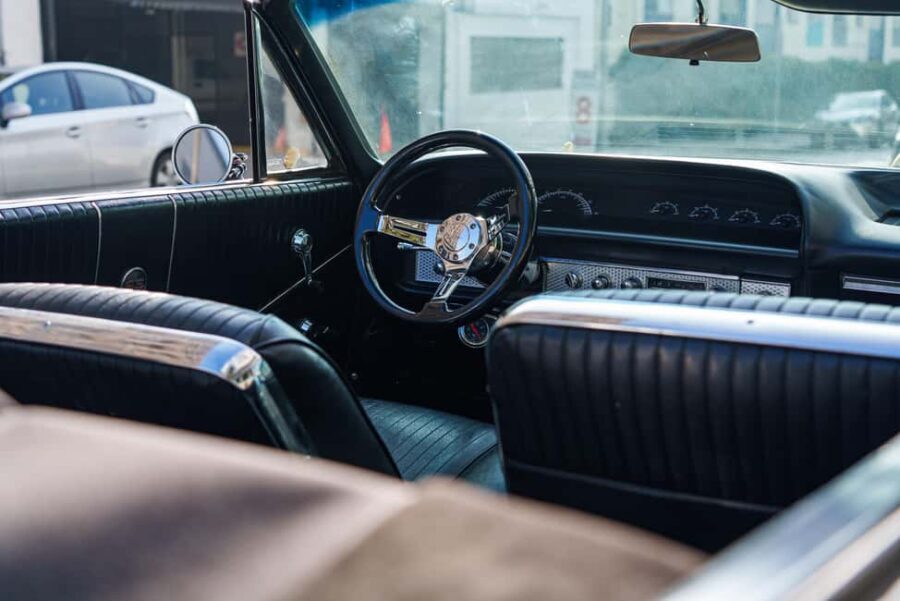 Hollywood: Oscars Tour in a 1964 Impala Lowrider - Why You Should Consider This Tour