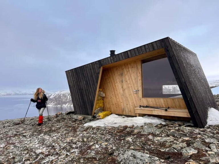 Honningsvåg: Hiking Tour. Arctic Ocean Views from Mountains - Who Is This Tour Best For?