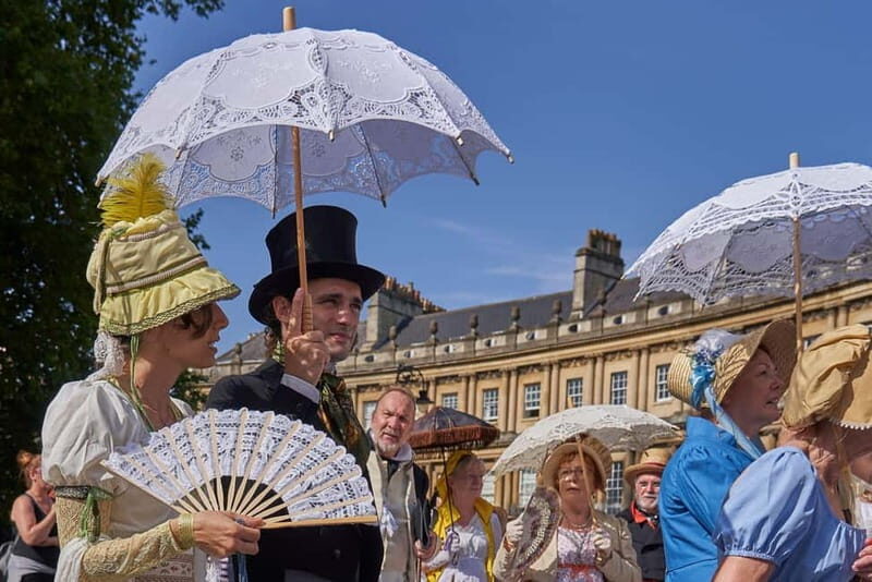 Hop on with Jane Austen in Bath : Bus and walking tour - Who is this tour best for?