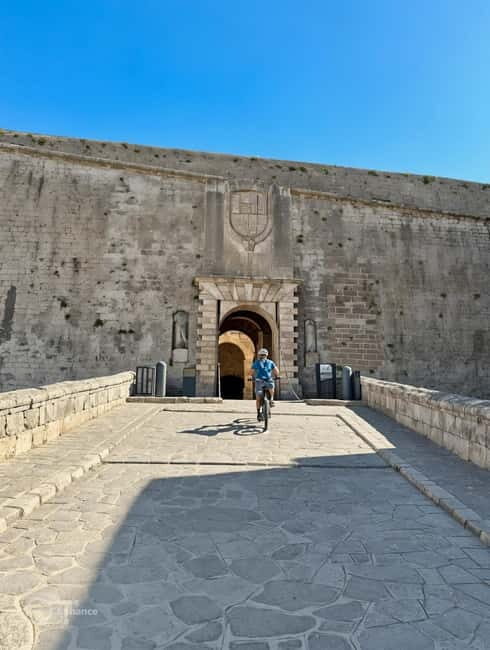 Ibiza E-Bike Tour: Explore Ibiza from the Cruise Terminal - The Experience in Detail