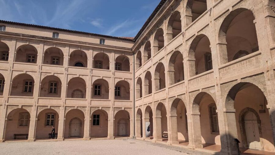 Enjoy authentic Marseille with a local - What Makes This Tour Stand Out?