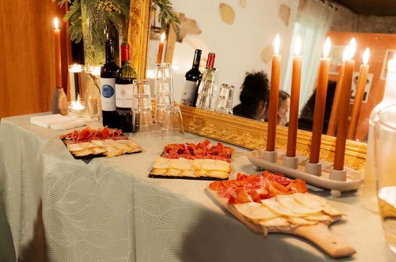 Introduction to Vin Rouge painting - The Artistic Technique: Painting with Red Wine