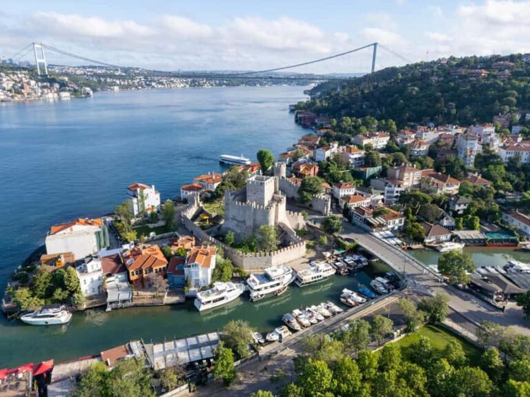 Istanbul: Boat Cruise w/ Snacks & Anatolian Fortress Visit - What Makes This Tour Special