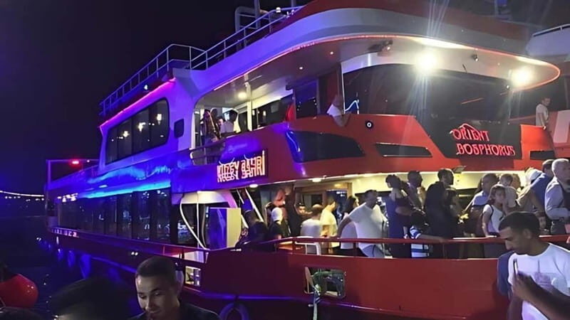 Istanbul: Bosphorus Dinner Cruise - An Overview of the Experience