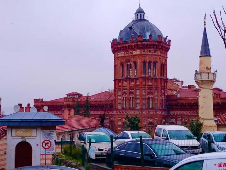 Istanbul: Fener and Balat Guided Walking Tour - Practical Details and Tips