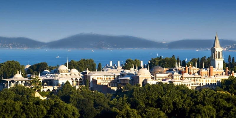 Istanbul: Guided Topkapi and Grand Bazaar with Small Group - The Value of the Tour