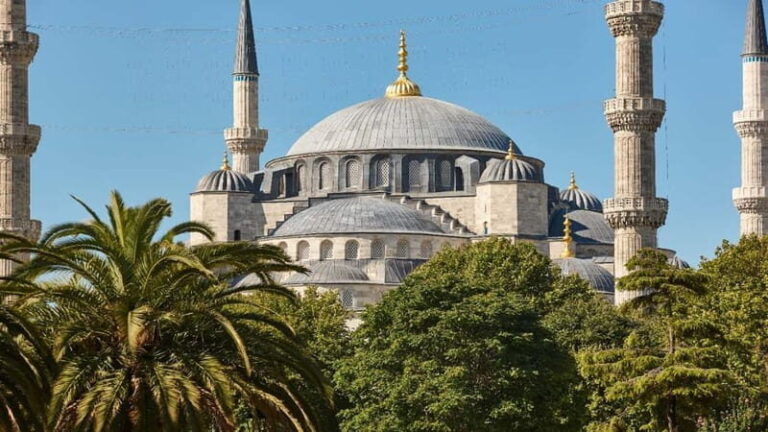 Istanbul Highlights: A Journey Through History and Culture - Transportation and Timing