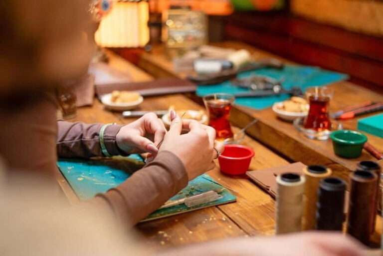 Istanbul: Leather Crafting Workshop with Snacks and Drinks - What to Expect from the Leather Workshop