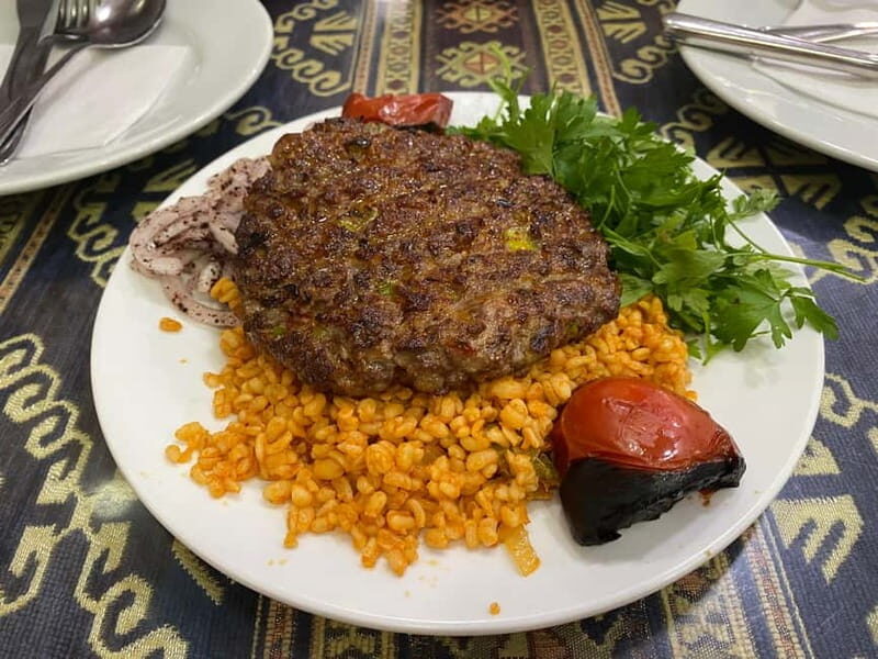Istanbul: Private Food and City Tour with a Local Host - The Itinerary in Detail