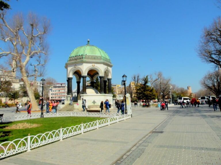 Istanbul: Short Guided Walking Tour of Old City Istanbul - Starting Point and Duration