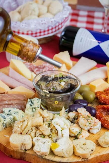 Italy Meets Brussels: Italian Tapas & Belgian Beer Tasting - What to Expect from the Italy Meets Brussels Experience