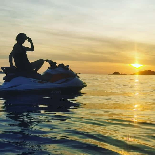 Jet ski sunset on the Ajaccio golf course - The Experience in Detail