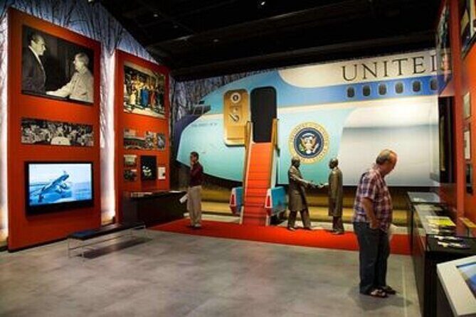 Joshua Tree, Richard Nixon Library and Museum Day Tour from LA - The Richard Nixon Presidential Library and Museum: A Dive into American Politics