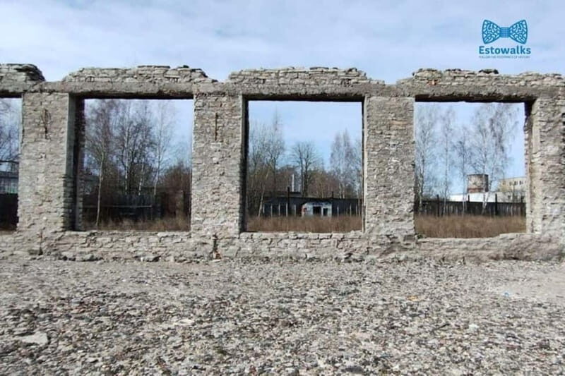 Kalamaja: Wooden Homes to Factories Engineer Walking Tour - From Wooden Homes to Industrial Factories