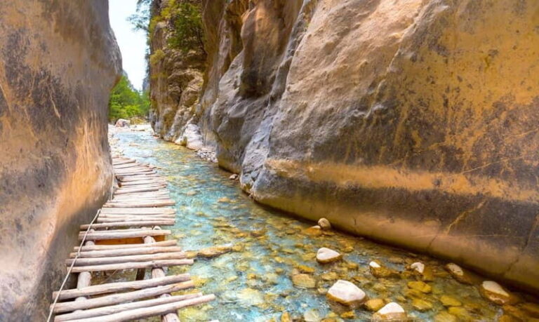 Kalives: Discover Samaria, the longest gorge in Europe! - An In-Depth Look at the Samaria Gorge Tour
