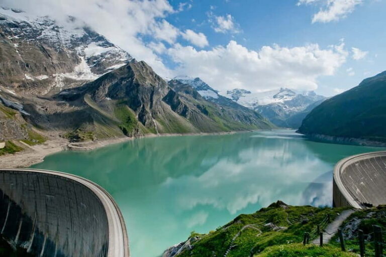 Kaprun: High Mountain Reservoirs Experience with Dam Tour - Transportation and Logistics