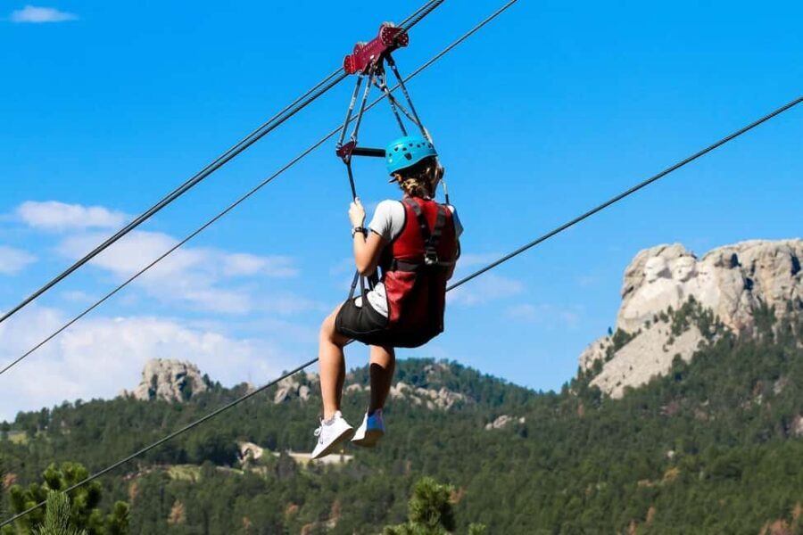 Keystone, SD: Pinnacle Zipline Tour by Mt. Rushmore - Overview of the Pinnacle Zipline Experience