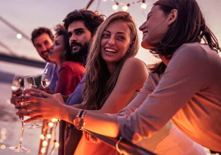 Knoxville: Afternoon Sightseeing Cruise on Tennessee River - Who Is This Tour Best For?