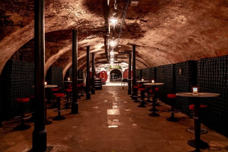 Koblenz: Wein-& Sektgeschichte(n) incl. Wein/Sekt Verkostung - An In-Depth Look at the Tour Experience