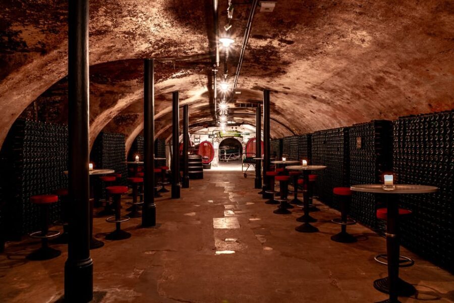 Koblenz: Wein-& Sektgeschichte(n) incl. Wein/Sekt Verkostung - An In-Depth Look at the Tour Experience