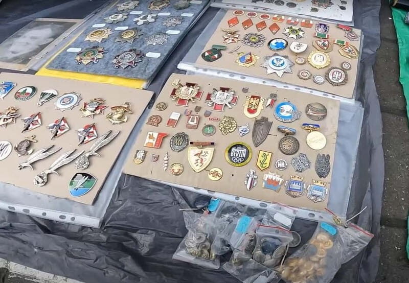 Kraków CommunistFleaMarketTour+CollectorsBoost - The Benefits of a Guided, Small Group Experience