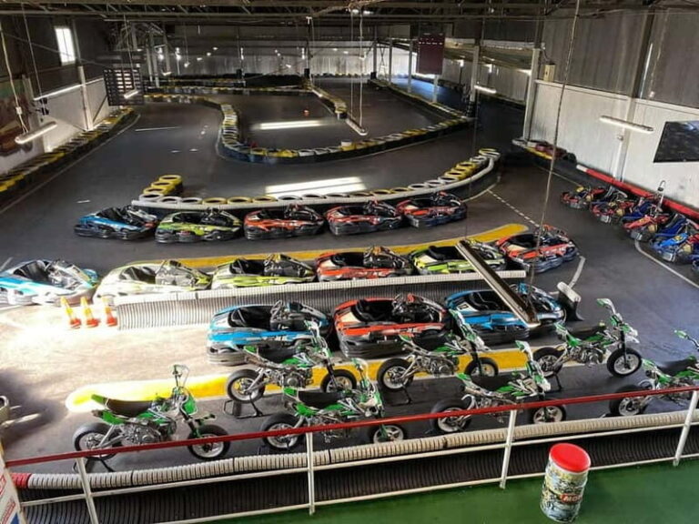 Krakow: Go-Karting Experience with Pizza and Drinks - What You Can Expect During the Tour
