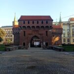 Krakow: Royal Route Guided Walking Tour - kleine groep - A Detailed Look at the Tour