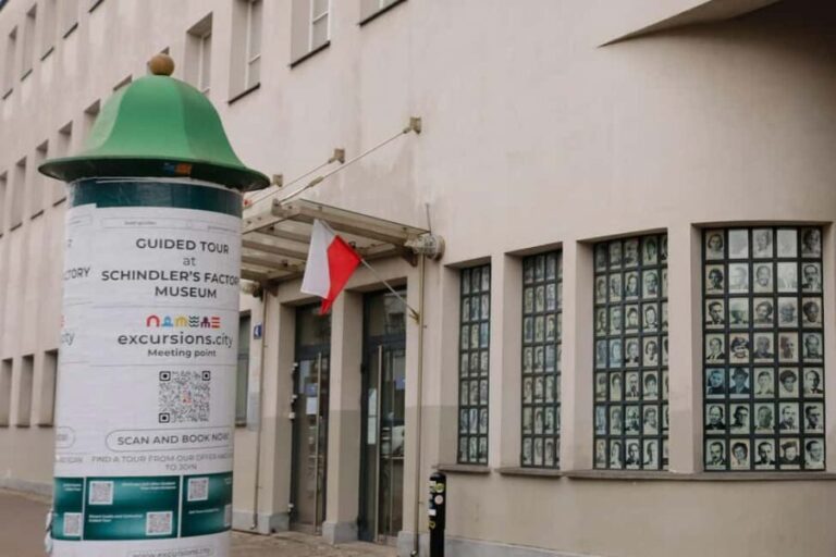 Krakow: Schindler's List Tour: Film Sites & Museum - The Experience and Guide