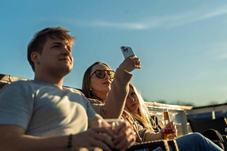 Krakow: Vistula River Sightseeing Cruise with Audio Guide - What to Expect From the Tour