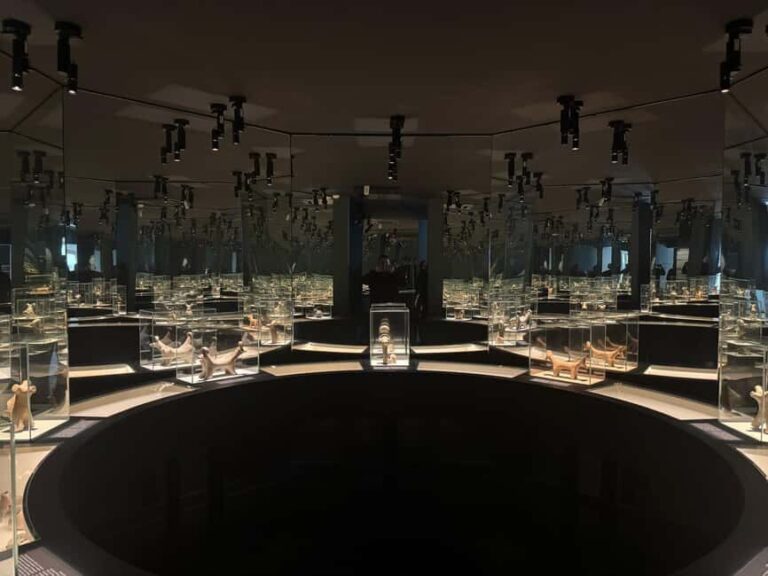 Kutaisi: Vani Archaeological Museum & Sulfur Baths Tour - A Deep Dive into the Experience