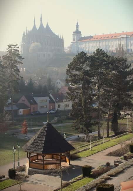 Kutna Hora: Historical Center and Sedlec Ossuary Tour - Introduction to the Tour