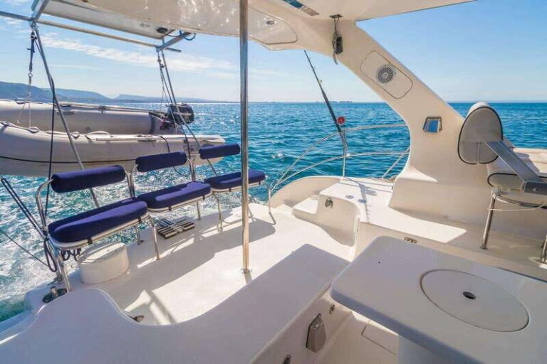 La Paz: Private catamaran to sloop with food and beverages included - A Closer Look at the Experience