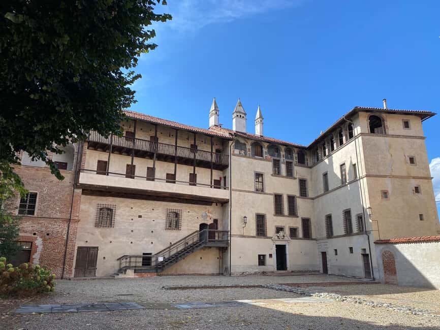 Lagnasco: Castles of the Marchesi Tapparelli D'Azeglio - Practical Tips for Your Visit
