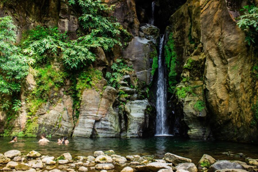 Lagoa do Fogo: Biologist-guided Volcano Geo Tour +Hotsprings - What to Expect