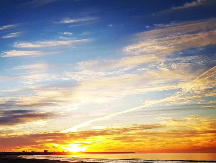 Lagos: Sunrise at Benagil Cave - A magical morning - Exploring the Algarve’s coast at sunrise