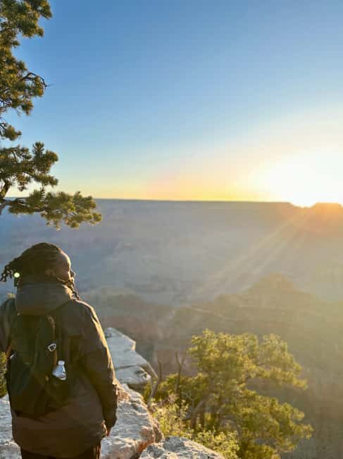 Las Vegas > Grand Canyon Sunrise + Antelope + Horseshoe Bend - Transport & Group Size