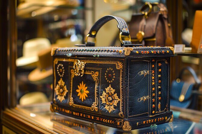 Las Vegas Local Designer Shopping Tour with Personal Stylist - Practical Details: What to Expect