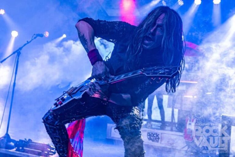 Las Vegas: Raiding the Rock Vault - Performers and Musicianship