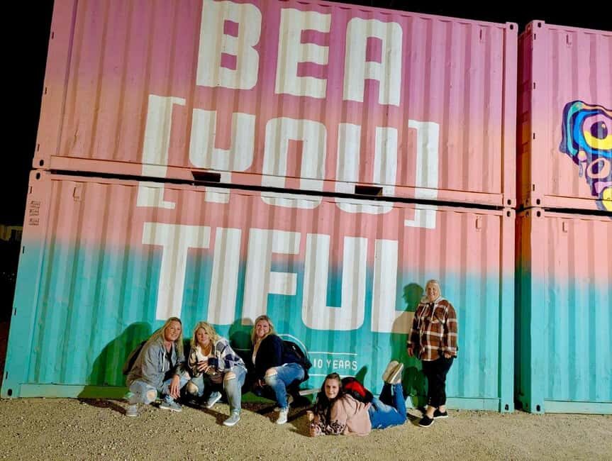 Las Vegas Strip Limo Tour with Meal & Drinks on Fremont - What’s Included and Why It Matters