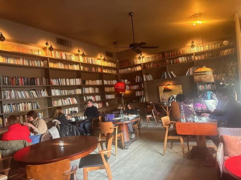 Learn French over a Parisian snack a few steps from the Louvre - The Culinary Touch