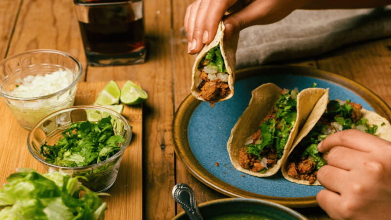 León: Authentic Culinary Tour with Unlimited Tacos - Who should try this tour?