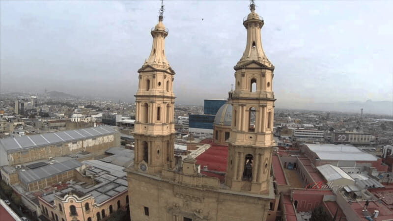 Leon: City Center Guided Tour with Nieve de Garrafa Tasting - What Makes This Tour Stand Out?