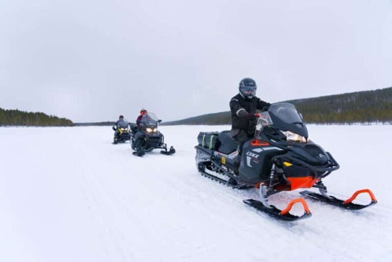 Levi: 2-Hour Snowmobile Safari Led by Local Guides - FAQ