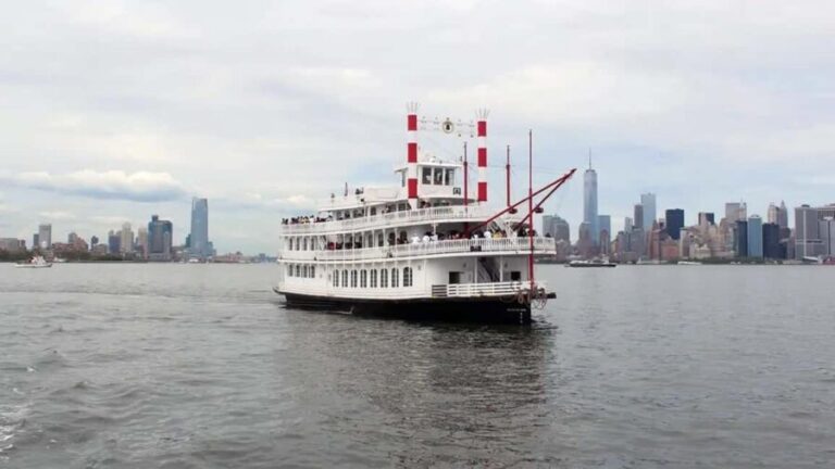 Liberty Belle NYC New Year's Eve Party - An In-Depth Look at the Liberty Belle NYE Experience