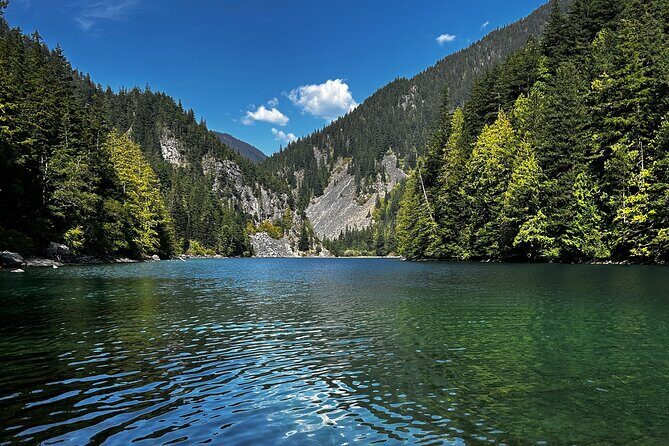 Lindeman and Chilliwack Lakes Sightseeing Tour - What Past Guests Have Said