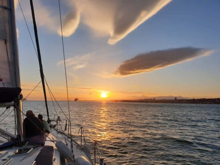 Lisbon: Daytime or Sunset Boat Cruise with History and Wine - Authenticity and Unique Experiences  