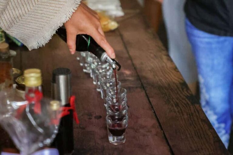 Lisbon: Flavors & Traditions Walking Food Tour - What You’ll Eat & Drink